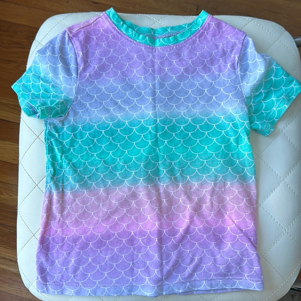 Old Navy size 5T mermaid T-shirt
